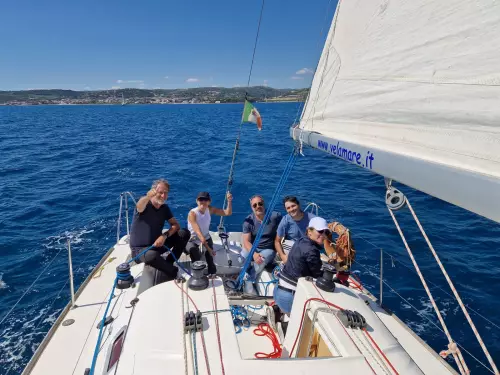 corso-di-vela-per-adulti-velamareclub-scuola-di-vela-santa-marinella