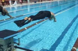 corso-di-nuoto-pinnato-per-adulti-rari-nantes-italy-nuoto-a-s-d-torino